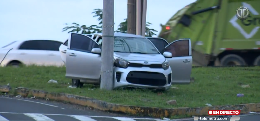 Investigan vehículo abandonado en el sector de Cristo Re