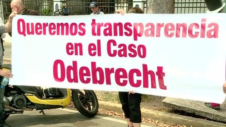 Abogado demanda artículo del proyecto de ley que promueve la delación premiada