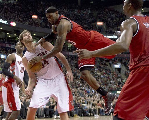 Victoria del Heat también da triunfo a Spoelstra