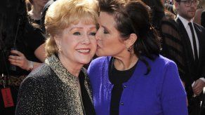 Familiares de Debbie Reynolds y Carrie Fisher planean funeral conjunto