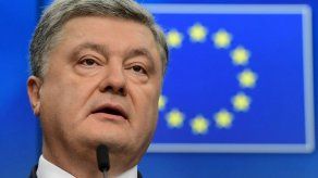 Poroshenko pide al Parlamento que renuncie tratado de cooperación con Rusia
