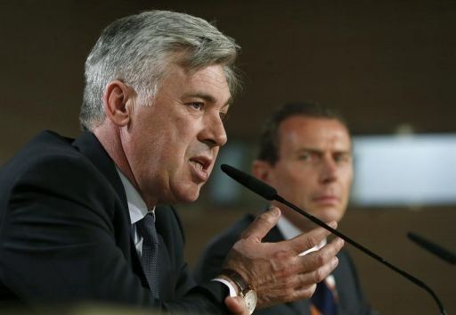 Ancelotti presenta en Madrid su libro Mi árbol de Navidad
