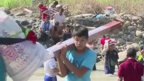 Colombianos salen de Venezuela para no ser deportados