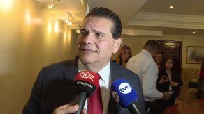 Gálvez iniciará recolección de firmas para candidatura de Martinelli por la libre postulación