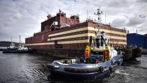 Rusia presenta la primera central nuclear flotante del mundo