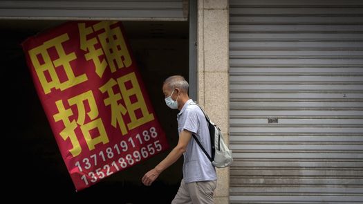 Zonas del centro y el norte de China tomaron medidas de emergencia para asegurar los suministros de agua potable, ya que en verano había llovido la mitad de lo normal.&nbsp;
