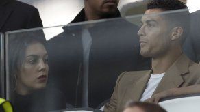 Cristiano Ronaldo niega acusaciones de violación en redes