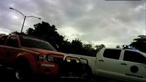 Químico sobre puente vehicular afecta vía Simón Bolívar