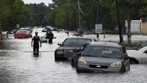 Venezuela aportará 5 millones de dólares a afectados por Harvey en EEUU