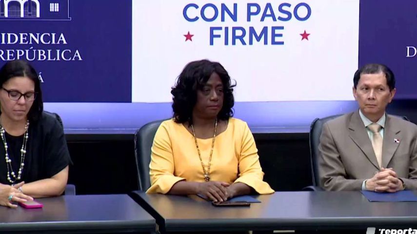 Autoridades del MEDUCA.&nbsp;