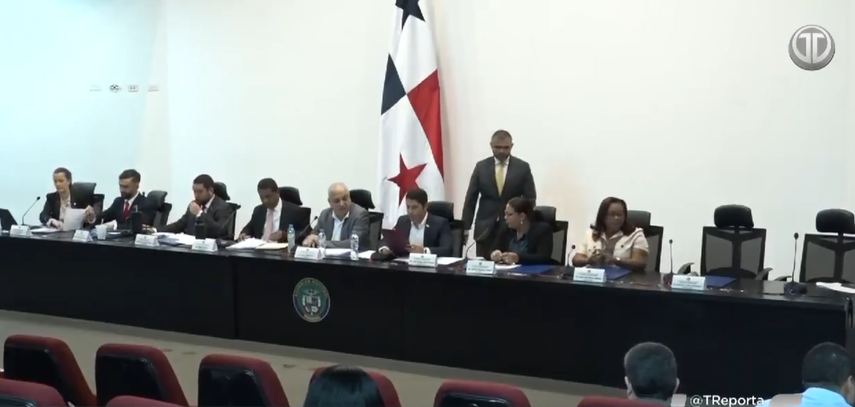 Comisión de Gobierno rechaza proyecto de Ley General Anticorrupción. Comisión de Gobierno rechaza proyecto de Ley General Anticorrupción.