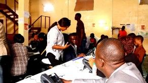 Un call-center contra el ébola