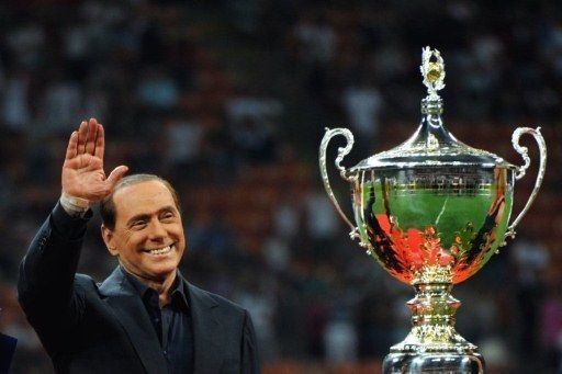 Silvio Berlusconi vuelve a la Presidencia del Milán