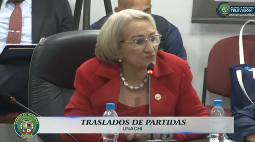 Rectora de la UNACHI