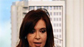 Cristina Fernández tendrá que presentar informe médico para excusar su voto