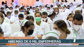 Personal de enfermería recibe reconocimiento por su labor