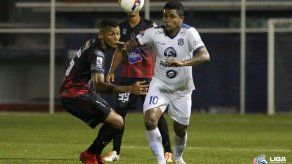 Sporting y Árabe Unido en la lucha por la punta iniciando la 4ta jornada