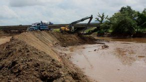 MOP: Trabajos de dragado en río Juan Díaz están en la etapa final