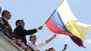Correa propone un diálogo nacional en medio de protestas