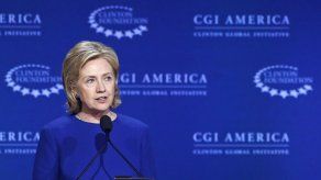 Bill Clinton defiende a Hillary Rodham Clinton