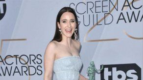 Rachel Brosnahan y Jason Ralph llevan varios años casados