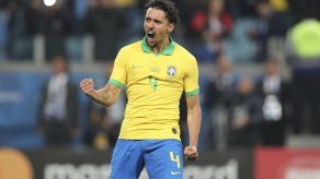 Brasil doblega a Paraguay por penales y está en semifinales