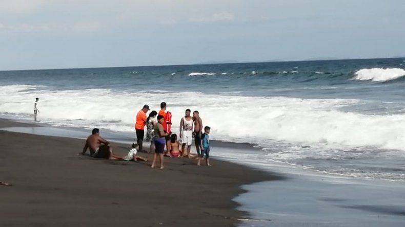 Advierten sobre mar de fondo, inundaciones y crecidas de ríos para este fin de semana