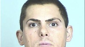 Republicano trató de comprar silencio de niña traficada