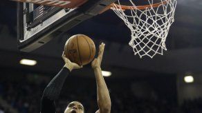 Harris cortó la racha perdedora de los Magic