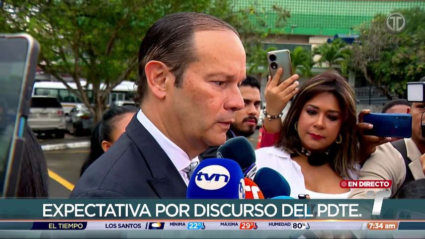 Canciller de Panamá afirma que no hay conversaciones sobre el Canal de Panamá con ningún país
