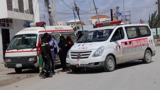 Una docena de muertos en ataque yihadista a un hotel de la capital de Somalia