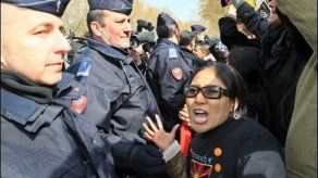 Llama olímpica apagada y vuelta a encender en París