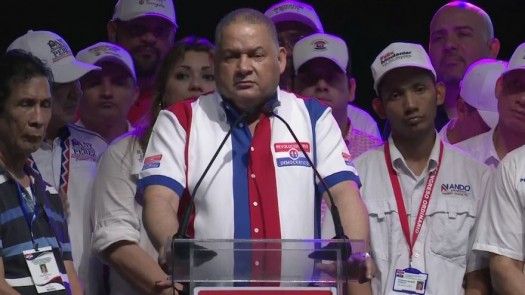 Robinson llama a la unidad del PRD tras ser reelecto presidente del colectivo