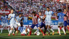 El Málaga se despide con triunfo y Schuster con una expulsión