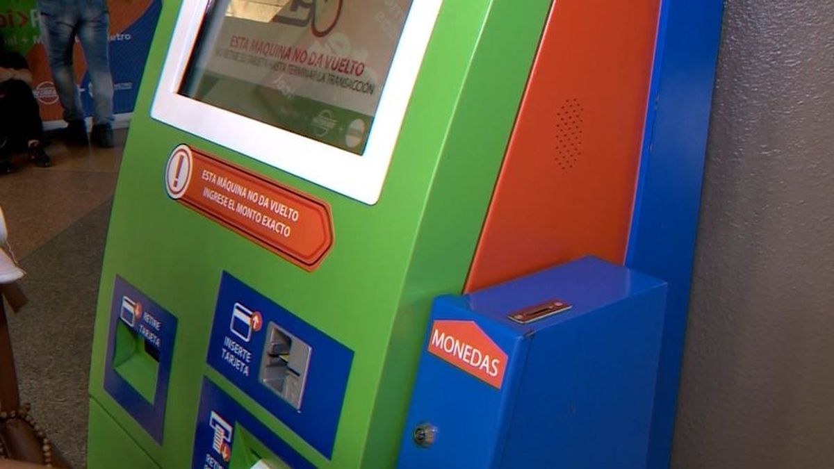 Adquirirán 16 máquinas más para recargar tarjetas del Metro con monedas