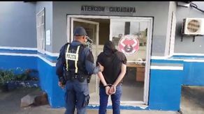 Atrapan a conductor que atropelló a un policía y se da a la fuga Atrapan a conductor que atropelló a un policía y se da a la fuga