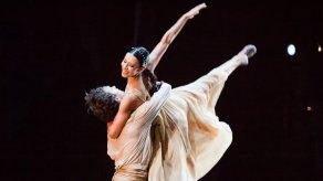 La premiada bailarina Elisa Carrillo