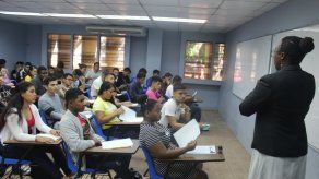 Suspenden clases presenciales en universidades de Panamá Centro