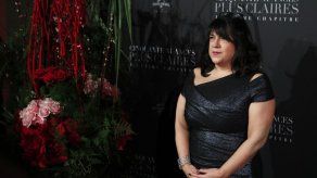 Autora de “Cincuenta sombras” publica nueva novela en abril