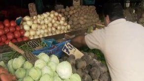 Panameños se quejan por altos precios de la canasta básica
