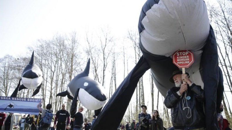 Justicia de Canadá suspende construcción del polémico oleoducto al Pacífico