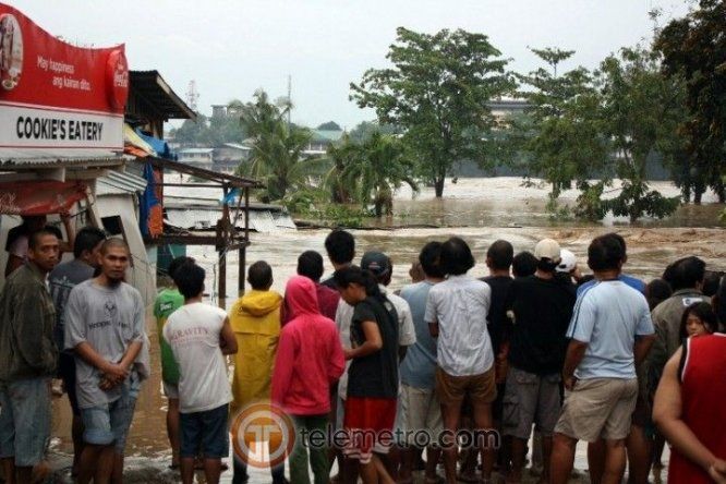 Tifón Bopha golpea Filipinas