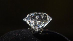 Le roban en París un diamante presuntamente estimado en 45 millones de euros