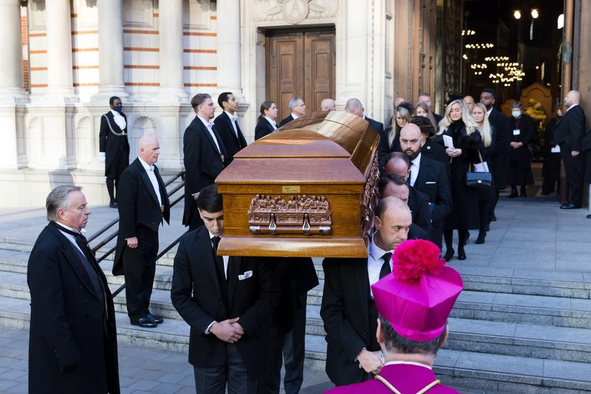 Alrededor de ochocientas personas acudieron al servicio religioso en memoria de David Amess