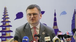 El mundo debe presionar a Rusia para que no se oponga a su prórroga, alegando que los productos ucranianos son cruciales en África y Asia, pidió el ministro de Exteriores de Ucrania, Dmytro Kuleba.