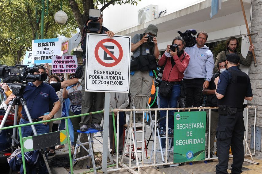 Diferencia entre el Periodismo y las Relaciones Públicas