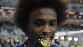 Willian reemplaza a Neymar para la Copa América