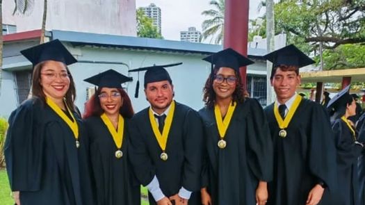 103 estudiantes se gradúan en Arquitectura y Diseño de la Universidad de Panamá