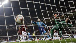 Arsenal da el golpe con victoria en la cancha del Milan