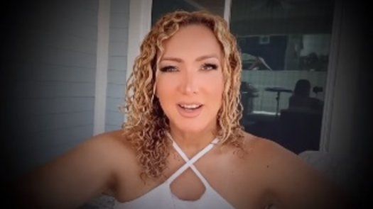 Erika Ender cuenta anécdotas de Cinco Minutos, canción de su autoría y que grabó Gloria Trevi
